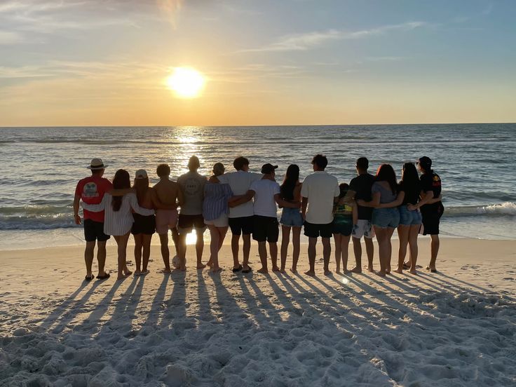 Atardecer con el grupo de viaje TovLov